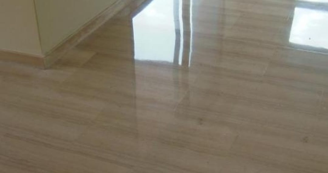 Suelo porcelánico alto brillo